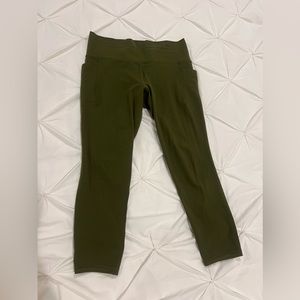 Athleta Salutation Stash Pocket II 7/8 Tight Ginseng Olive